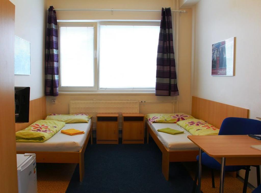 Hostel Narva Bratislava Exterior photo
