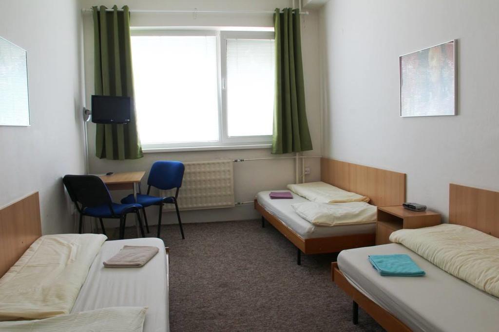 Hostel Narva Bratislava Exterior photo